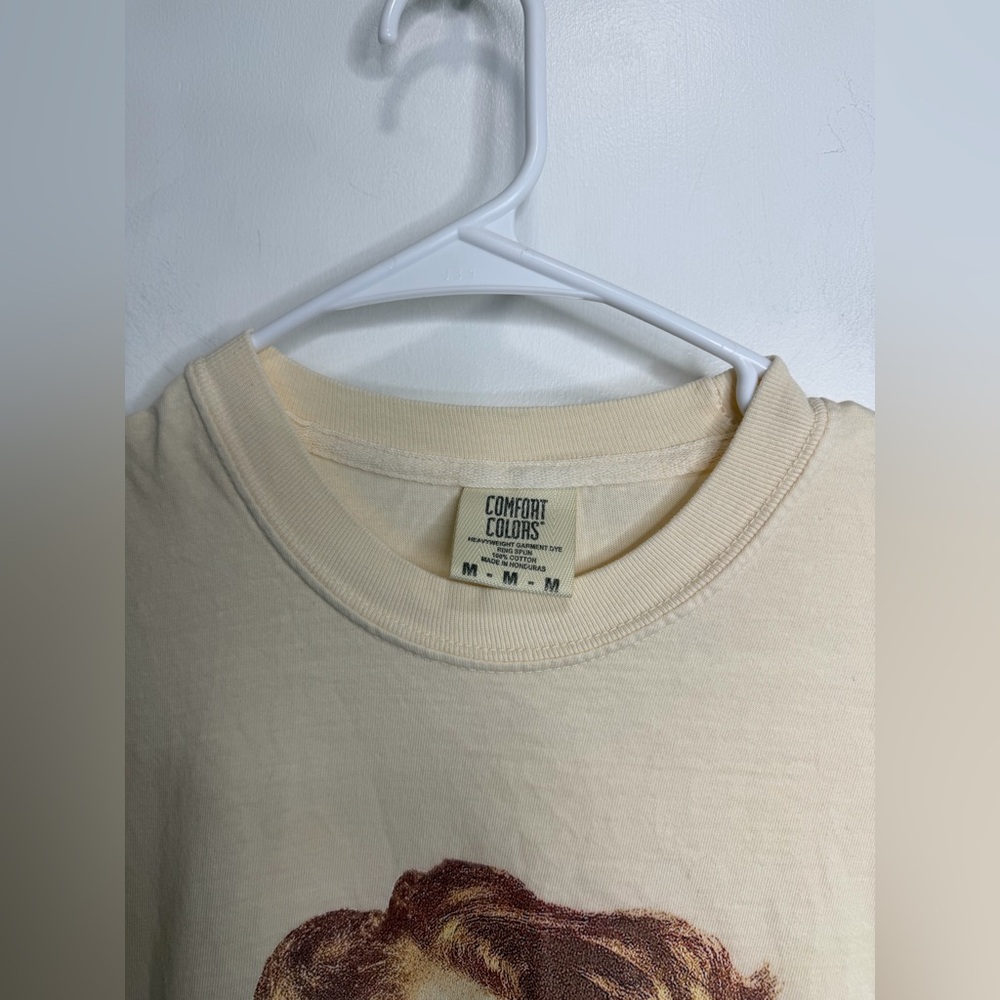 Comfort Colors Never Sell Ur Soul Graphic Tee - Picture 2 of 3